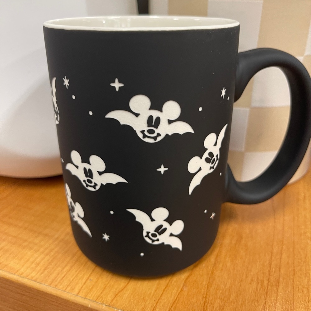 Disney Halloween Mickey Bats White/Black Soft Touch Mug NEW